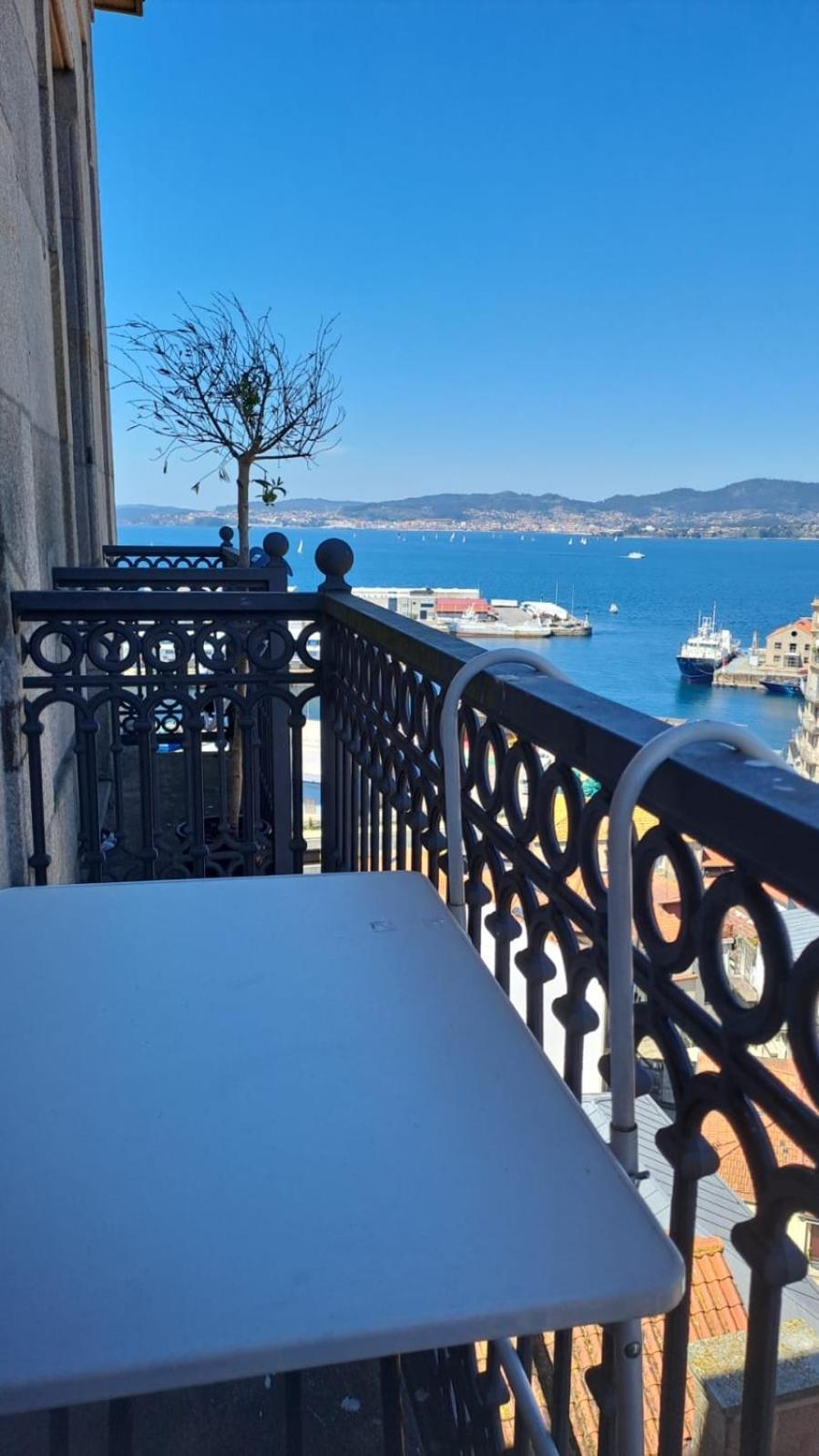 Casa Mama Lägenhet Vigo Exteriör bild